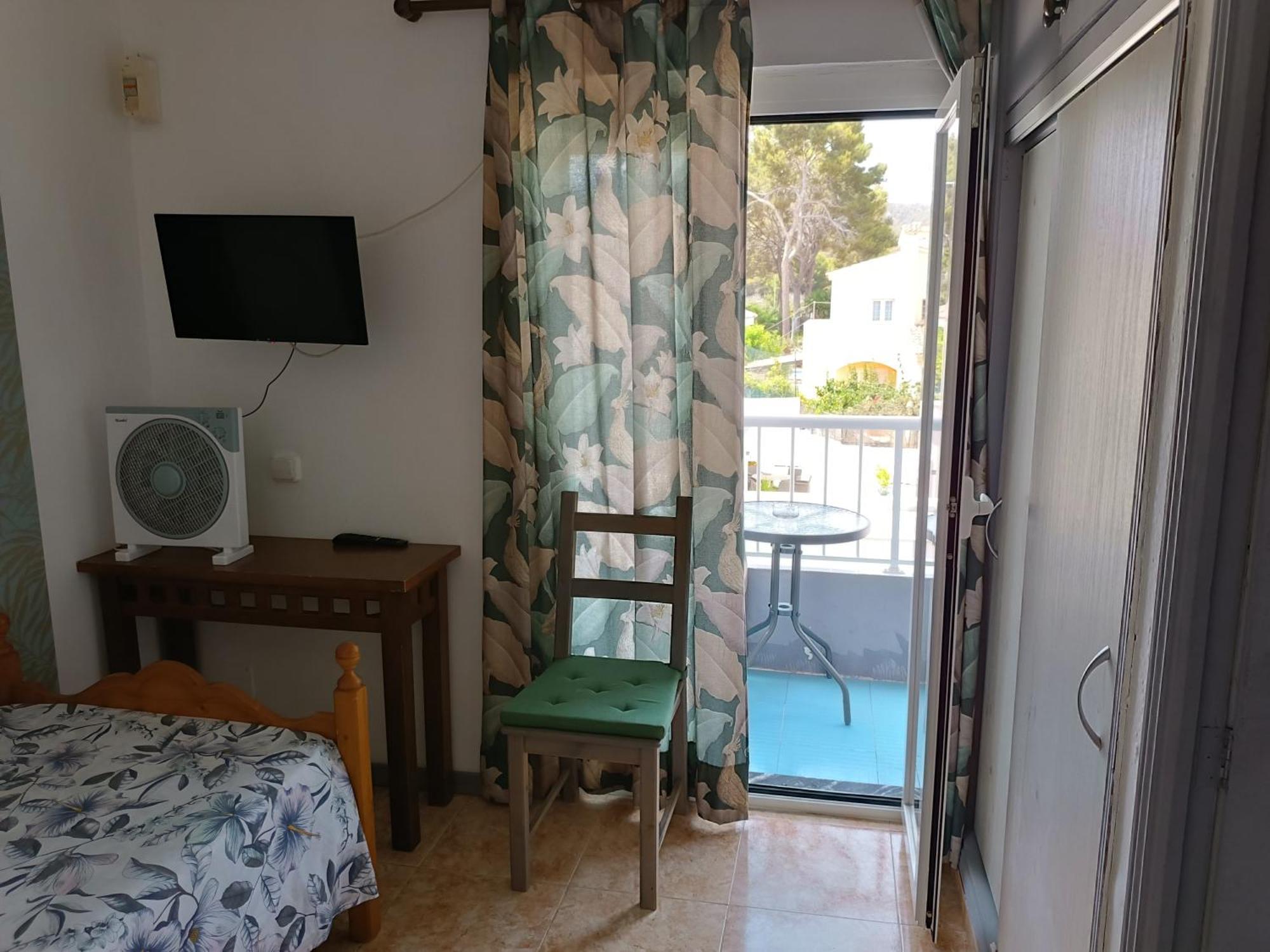 Hostal Belgica Palmanova Rum bild